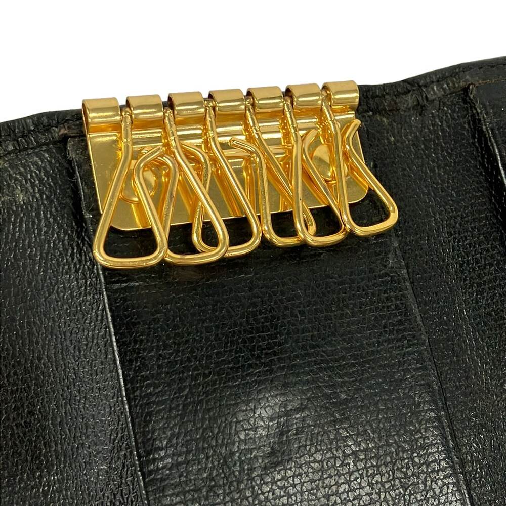 Chanel CC Button Key Case - Picture 4 of 5